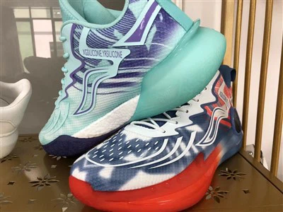 ซิลิโคนเหลวสำหรับการพิมพ์บนรองเท้า